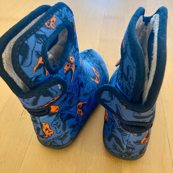 Bogs Toddler Snow/Rain Dinosaur Boots - Picture 3 of 5